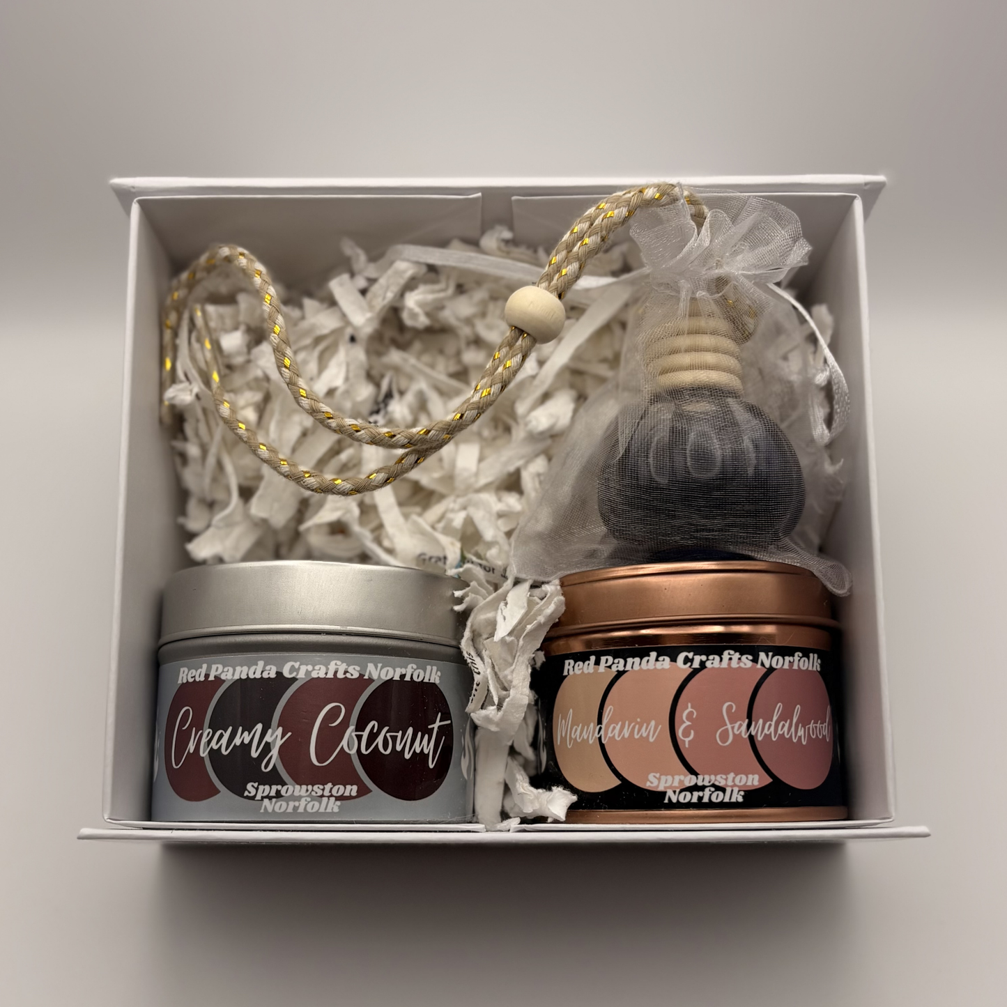 Gifts Box - 2 Candle & A Desk Diffuser