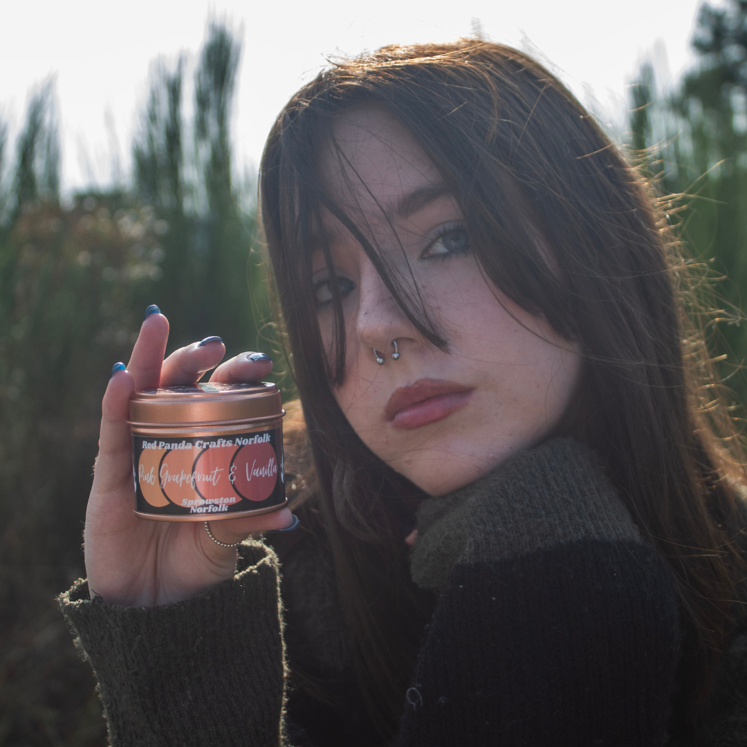 Pink Grapefruit & Vanilla Hand-poured & luxury Soy Candle