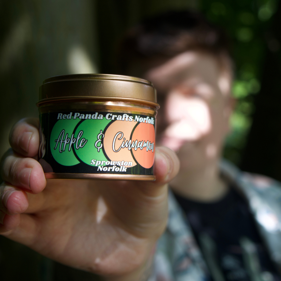 Apple & Cinnamon Hand-poured & luxury Soy Candle Tin