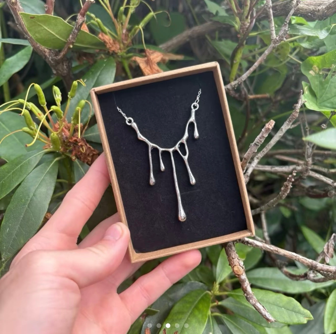 Melted Wax Necklace - Elegant Silver Drip Design