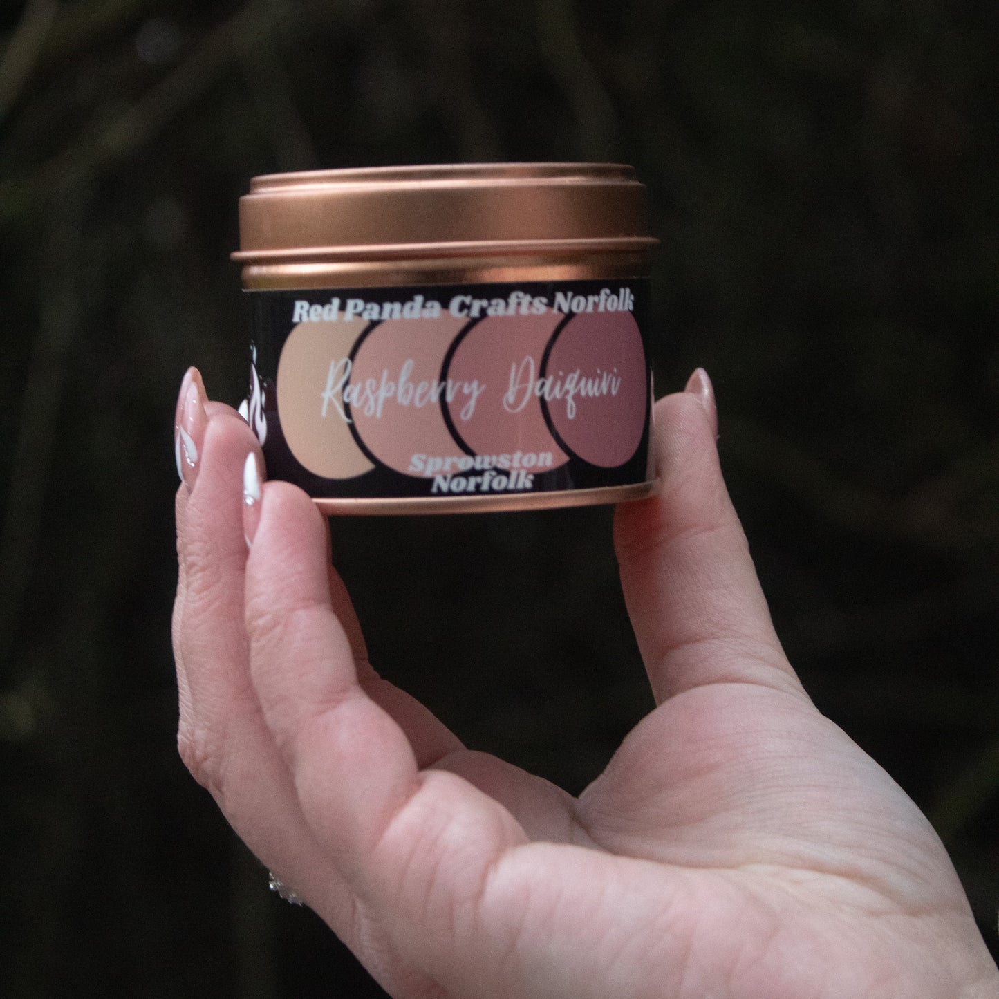 Raspberry Daiquiri Hand-poured & luxury Soy Candle Tin