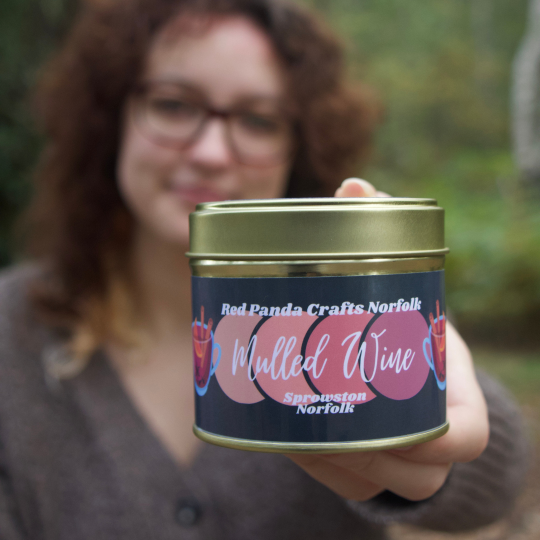 Mulled Wine - Big Gold Candle Tin - Christmas Special Edition